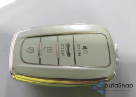 2020 Toyota Rav4 Xle z USA, uszkodzony, nr VIN 2T3P1RFVXLW138275